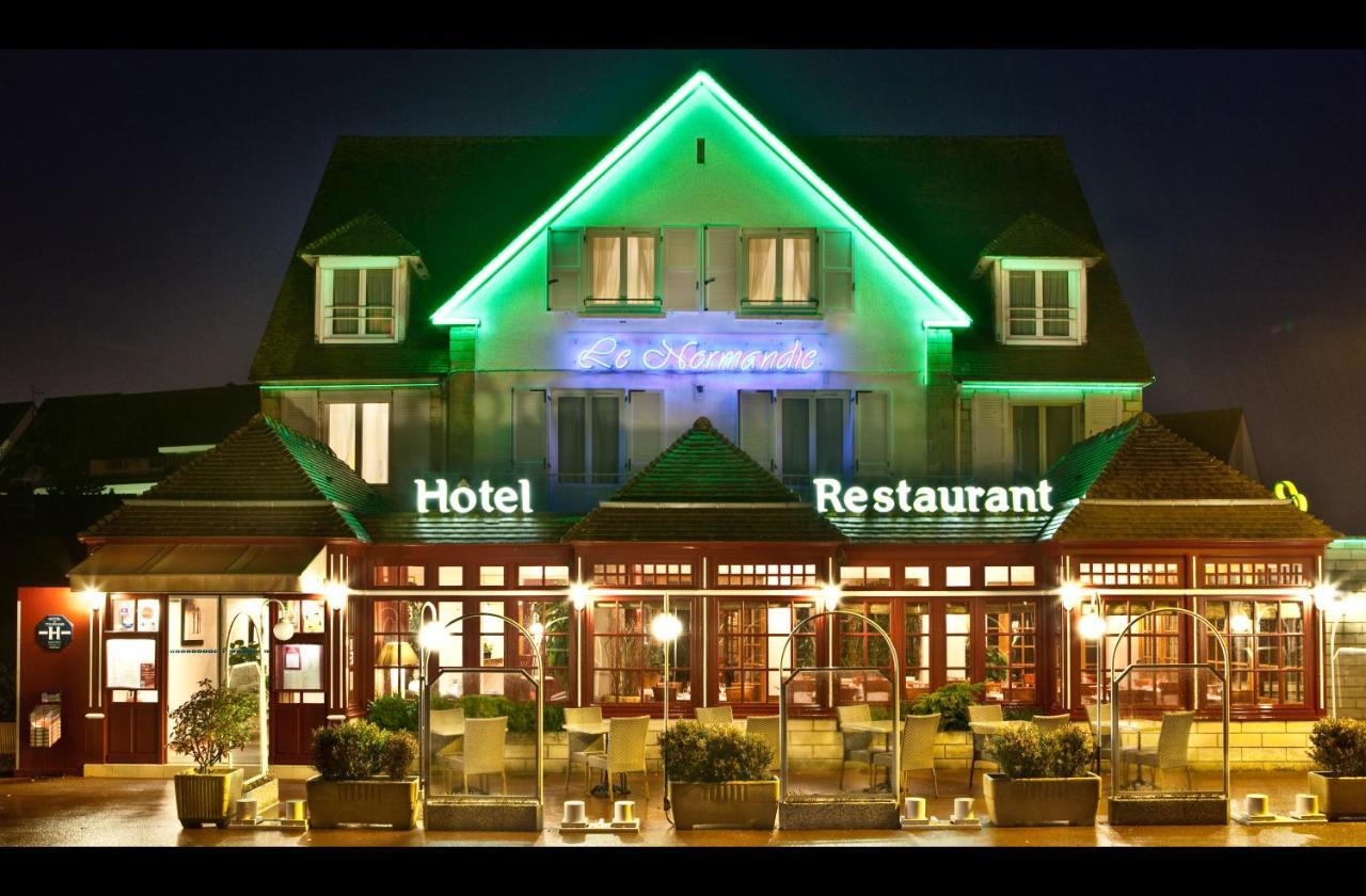 Hotel-Restaurant Le Normandie Luc-sur-Mer Exterior foto